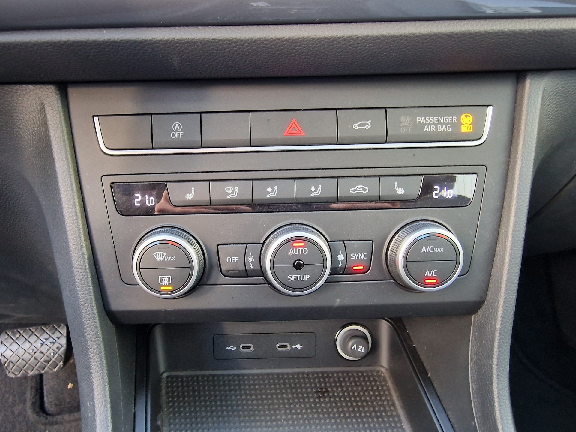 SEAT Ateca 2.0 TDI CR Style 4Drive DSG 24Mt Gara Pano - 23