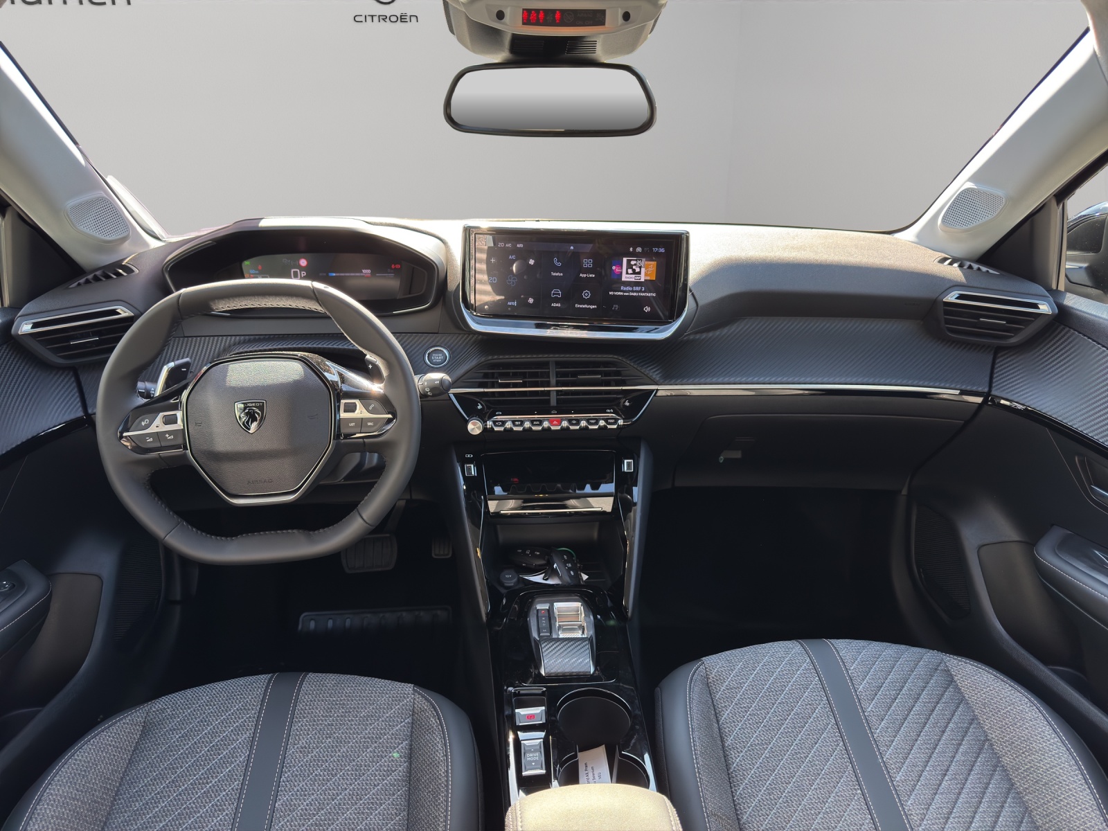 PEUGEOT 208 1.2 Hybrid Allure Premium - 7