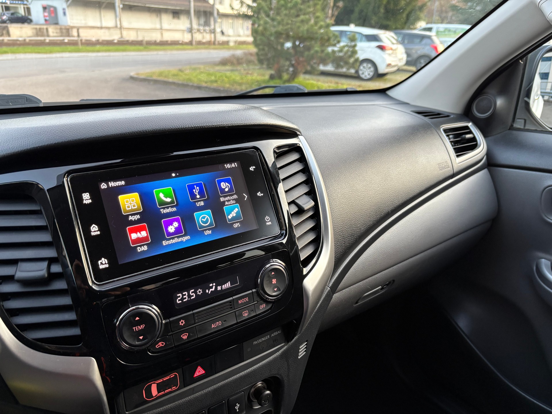 MITSUBISHI L 200 2.4 Style Anniversary Double Cab A - 10