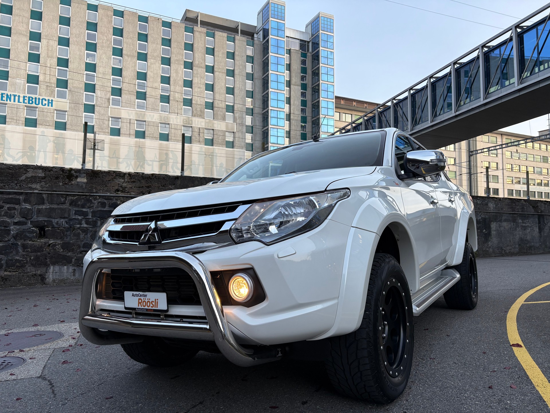 MITSUBISHI L 200 2.4 Style Anniversary Double Cab A - 2