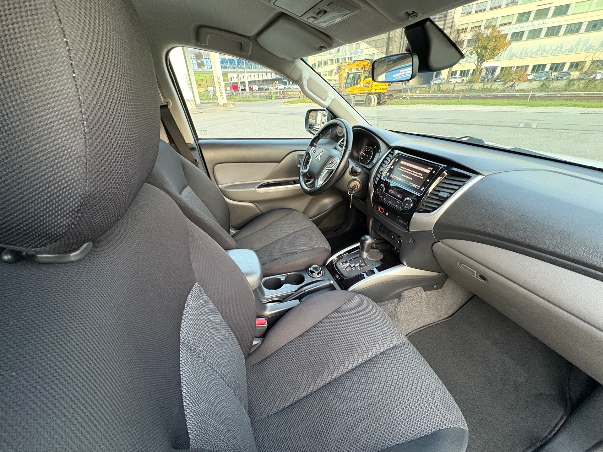 MITSUBISHI L 200 2.4 Style Anniversary Double Cab A - 13