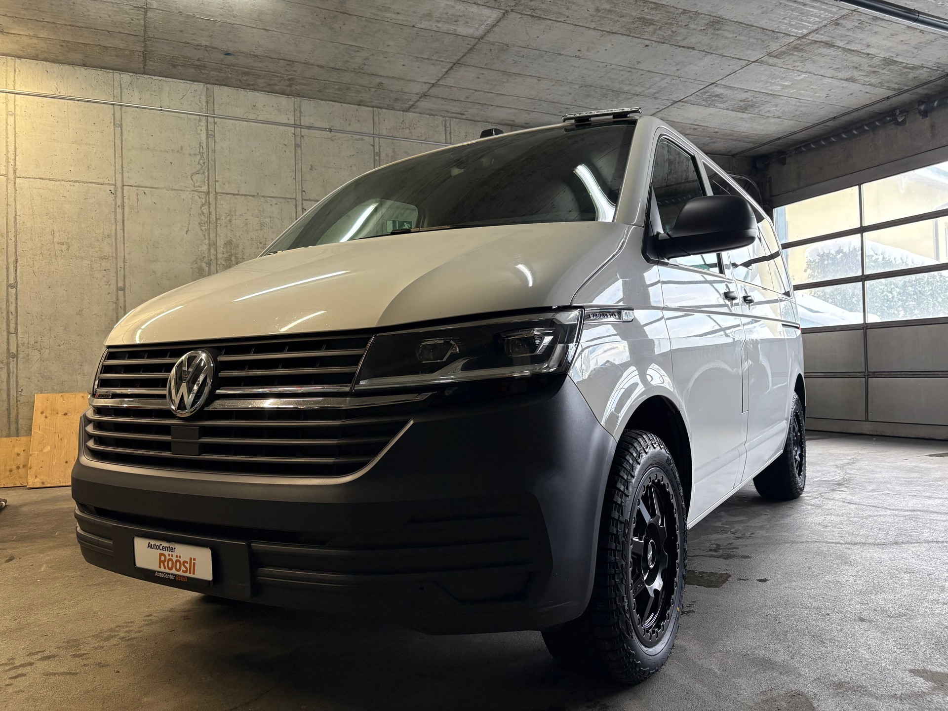 VW T6.1 2.0 TDI 4Motion - 13