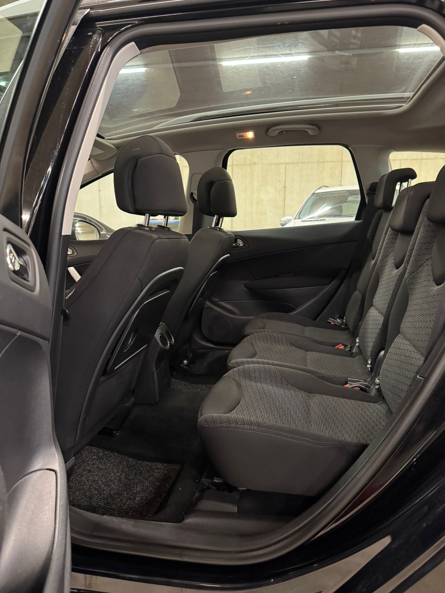 PEUGEOT 308 SW 1.6 16V VTI Sport - 11