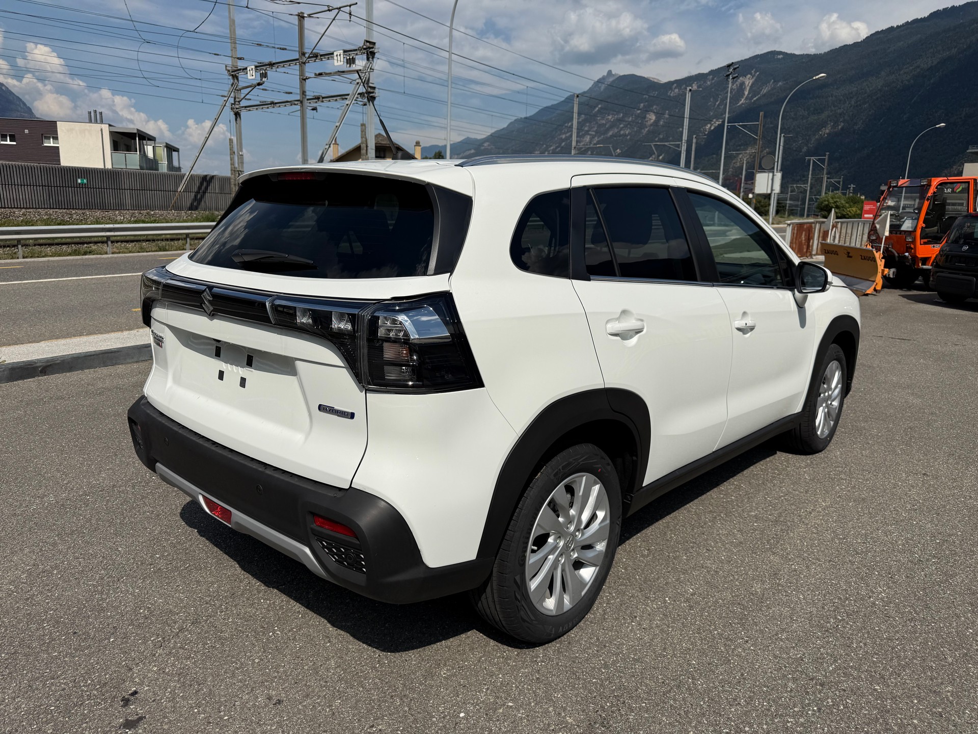 SUZUKI S-CROSS 1.4T 4X4 - 6