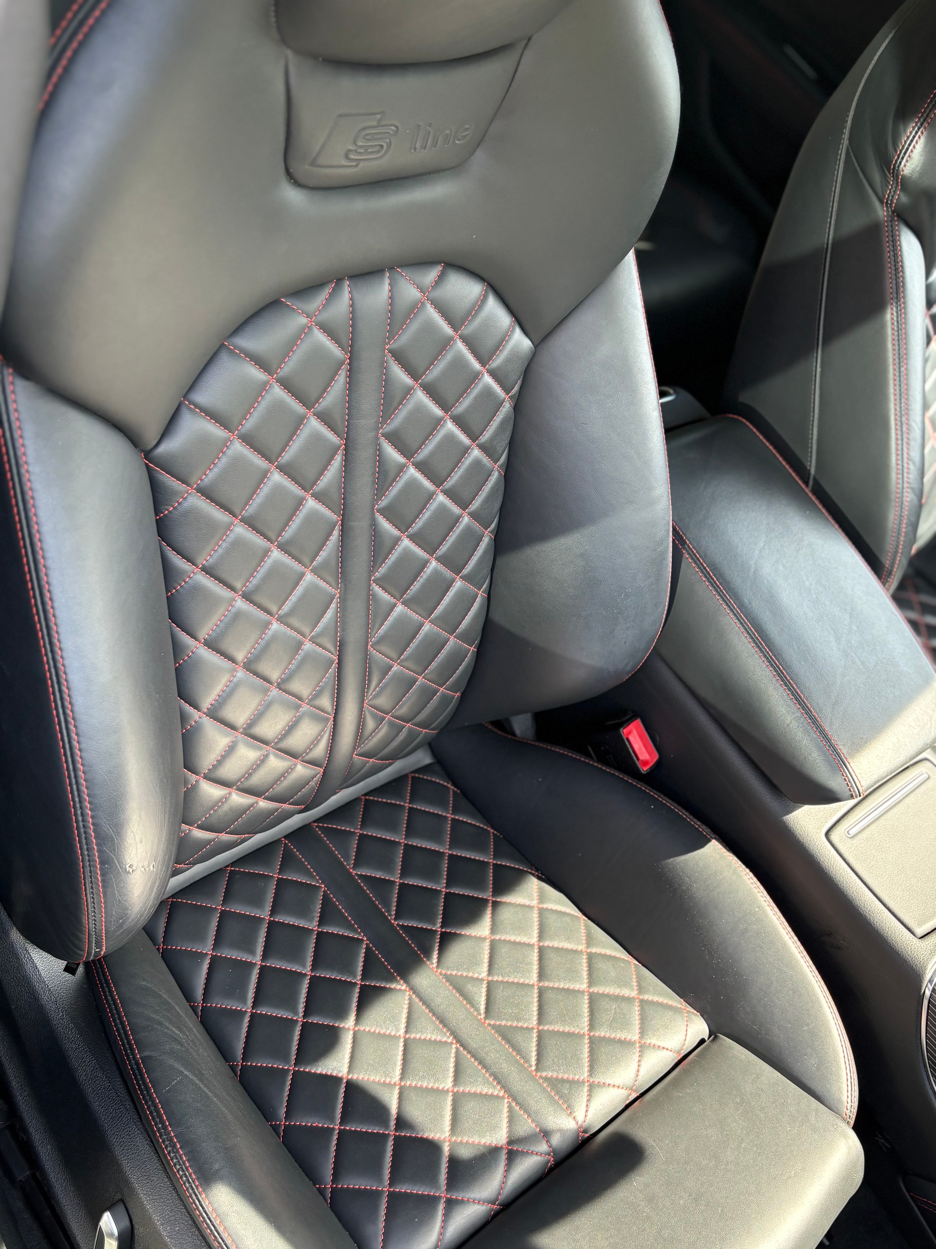AUDI A6 Avant 3.0 V6 TDI Competition quattro - 14