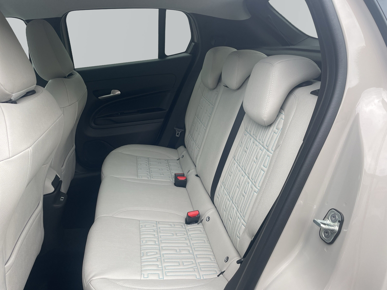 FIAT 600 1.2 Hybrid 145 La Prima - 11