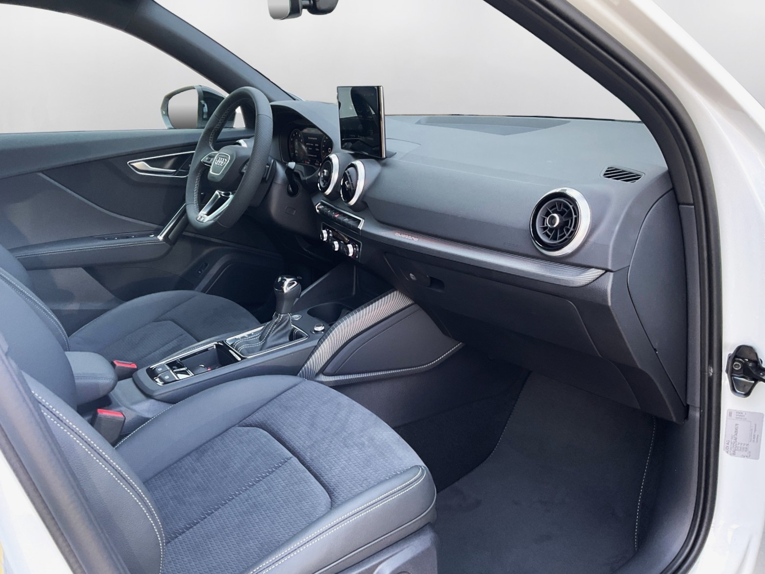 AUDI Q2 40 TFSI S line Attraction quattro S-tronic - 14