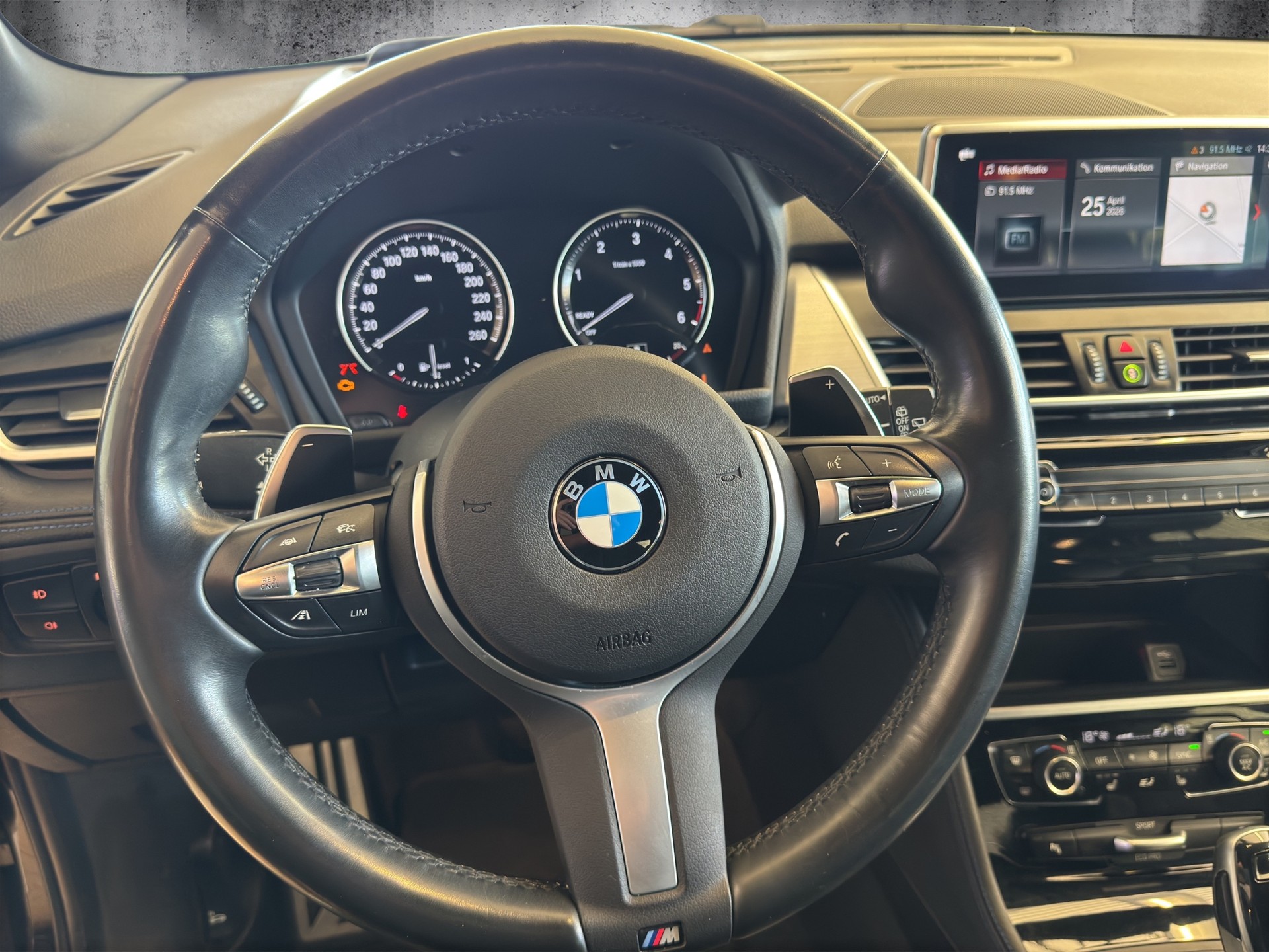 BMW 220d xDrive Active Tourer Steptronic M Sport - 9