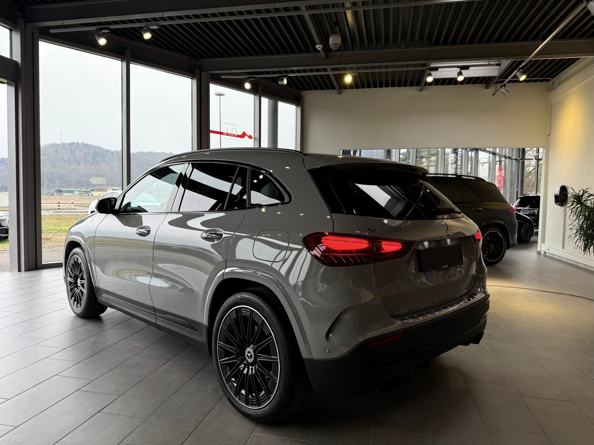 MERCEDES-BENZ GLA 200 Night Star - 2