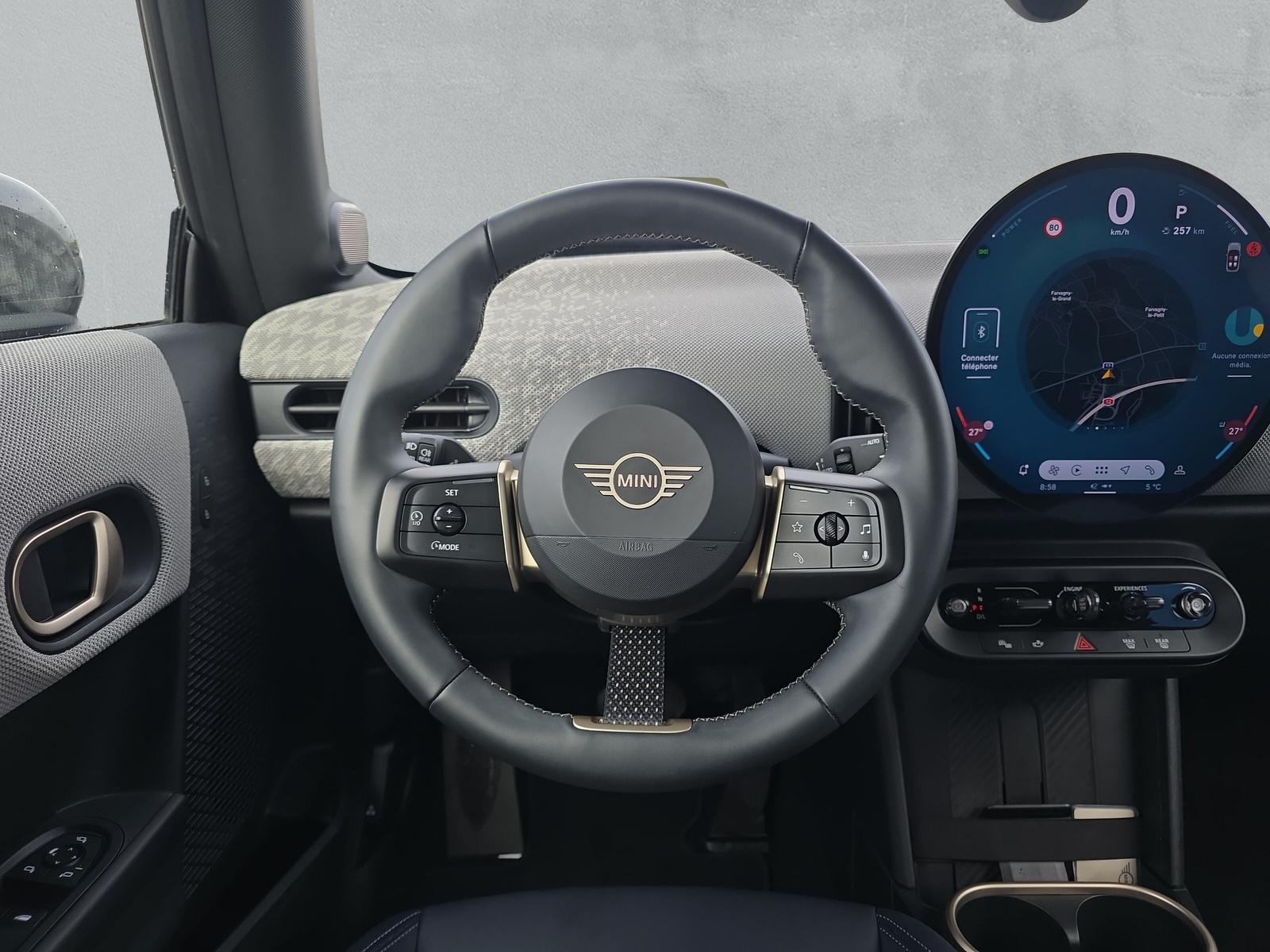 MINI Cooper S F66 2.0i (CH) - 16