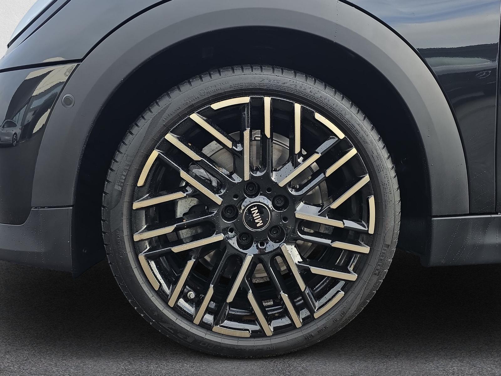 MINI Cooper S F66 2.0i (CH) - 9