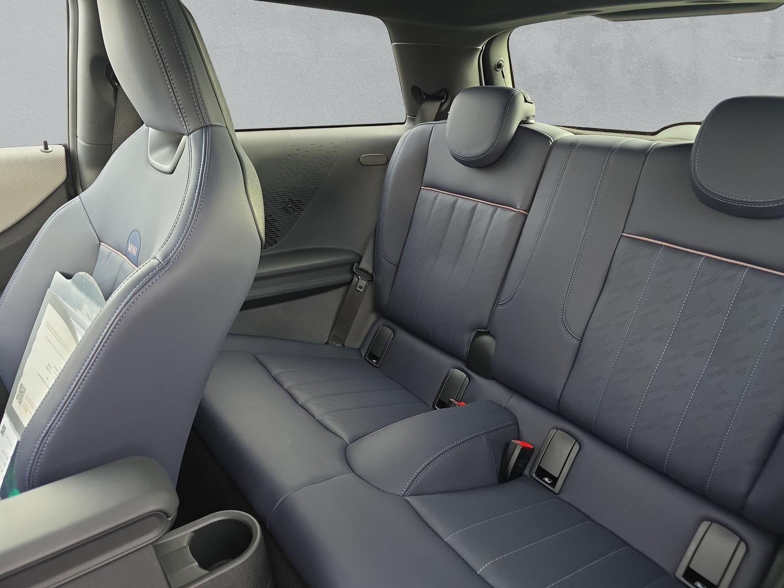 MINI Cooper S F66 2.0i (CH) - 12