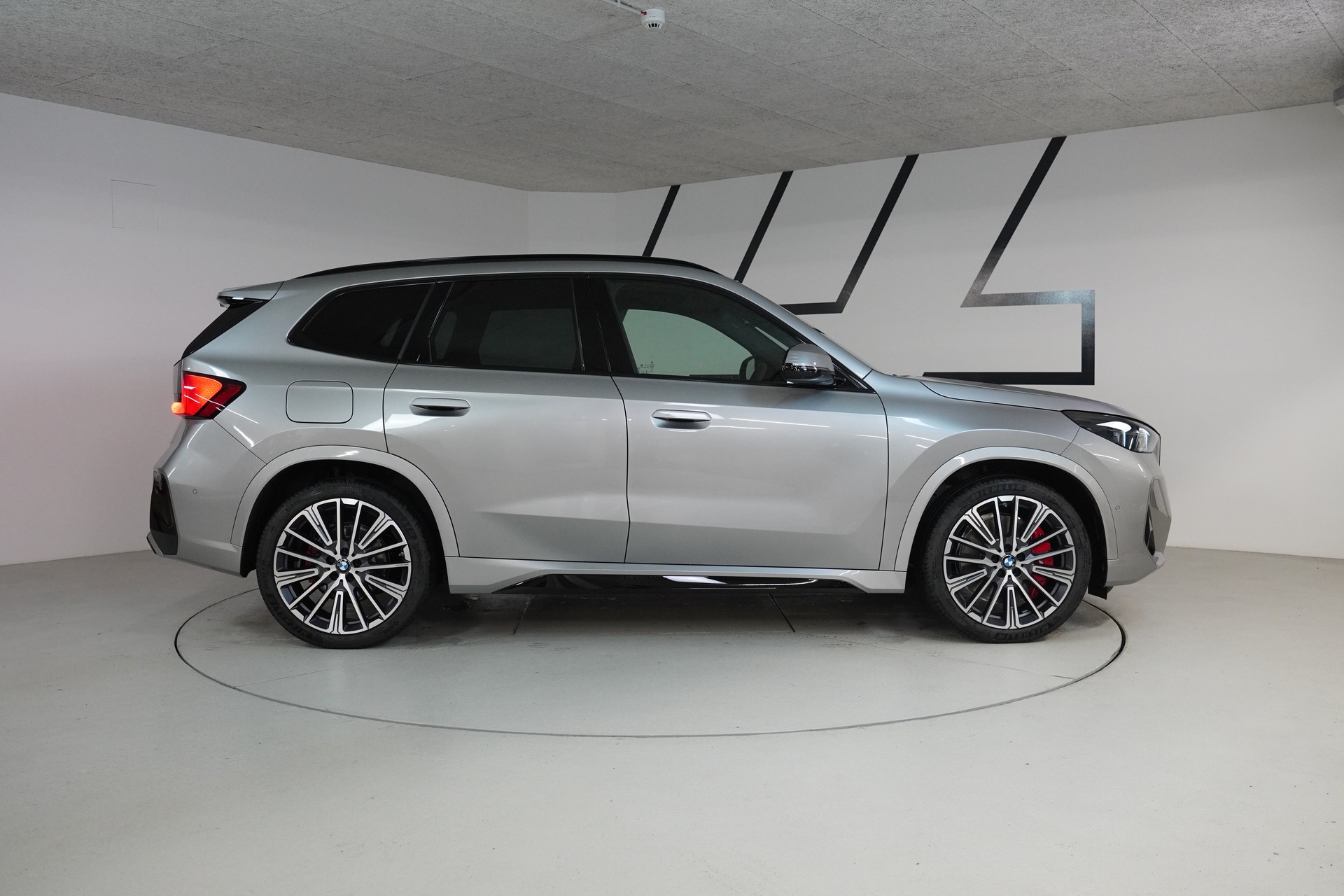BMW X1 xDrive 30e M Sport Pro - 8