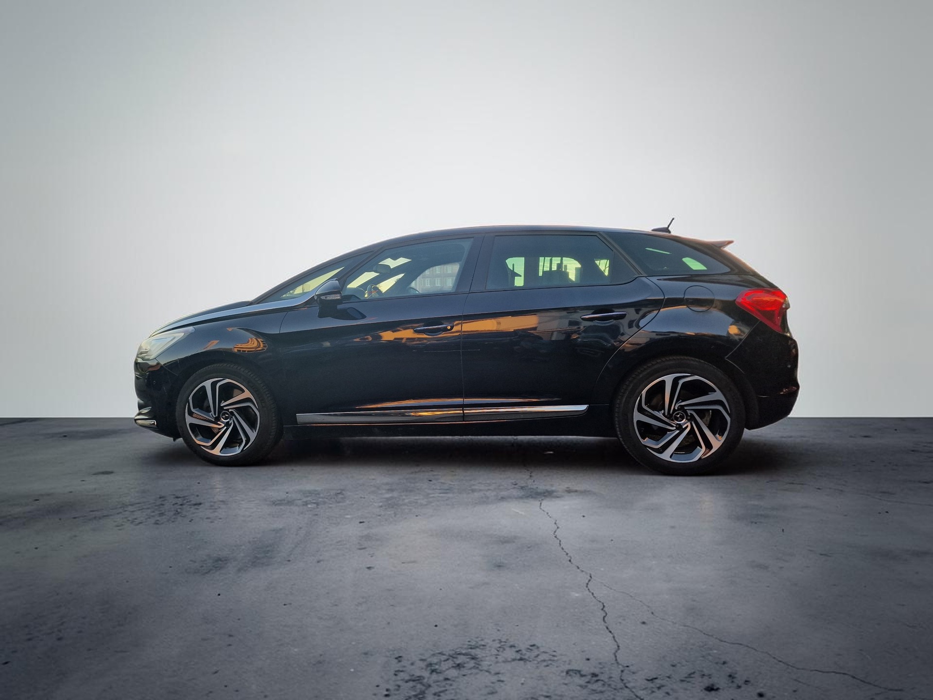 DS AUTOMOBILES DS5 2.0 e-HDi Sport Chic Automatic 12Mt Gara 8xAlu Neu MFK - 6