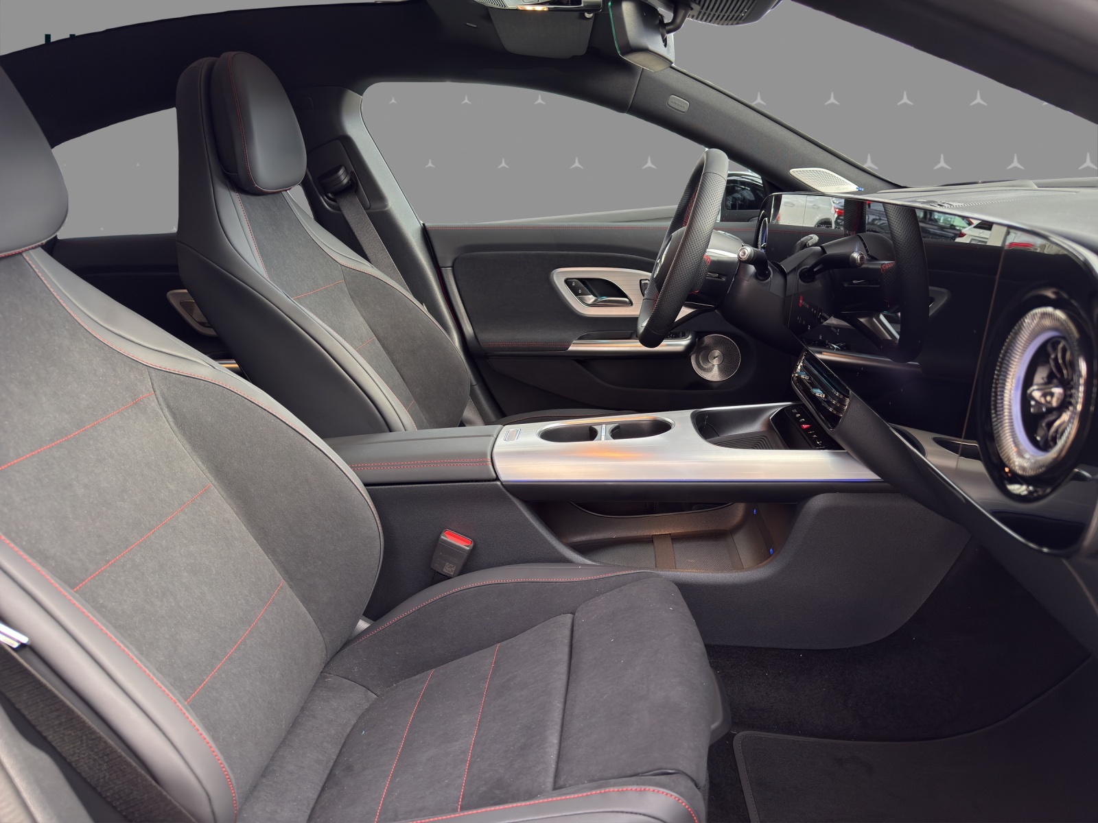 MERCEDES-BENZ CLA 220 8G-DCT 4Matic - 17