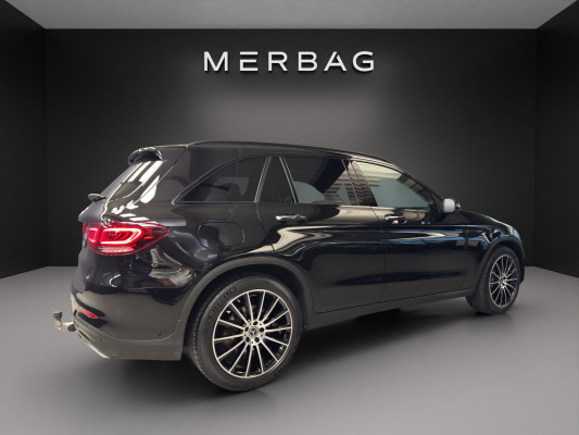 MERCEDES-BENZ GLC 200 AMG Line 4Matic - 4