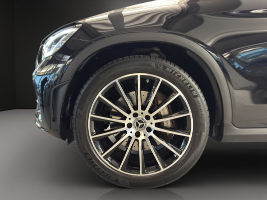 MERCEDES-BENZ GLC 200 AMG Line 4Matic - 13