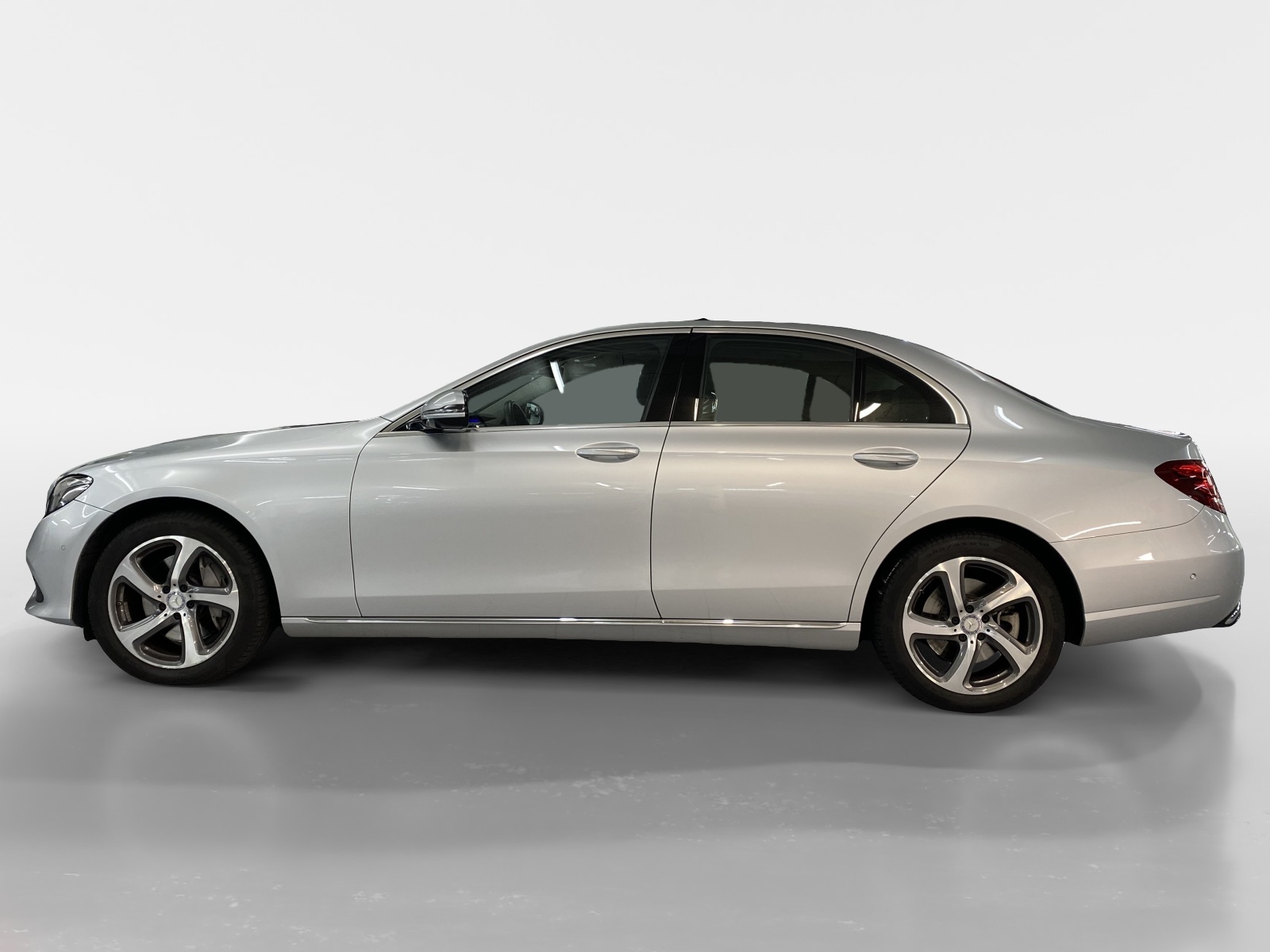 MERCEDES-BENZ E 350 d Avantgarde - 3