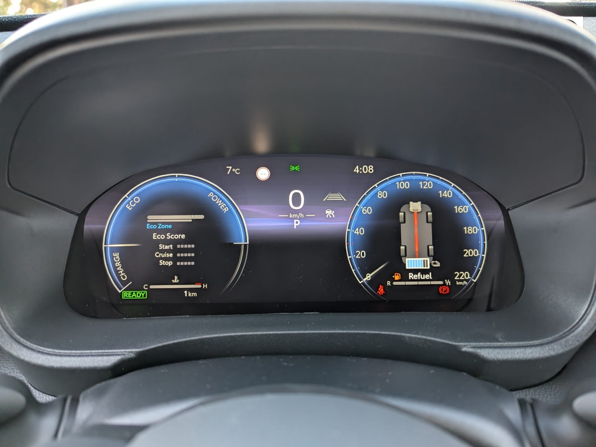 TOYOTA Yaris 1.5 GR Sport e-CVT - 12