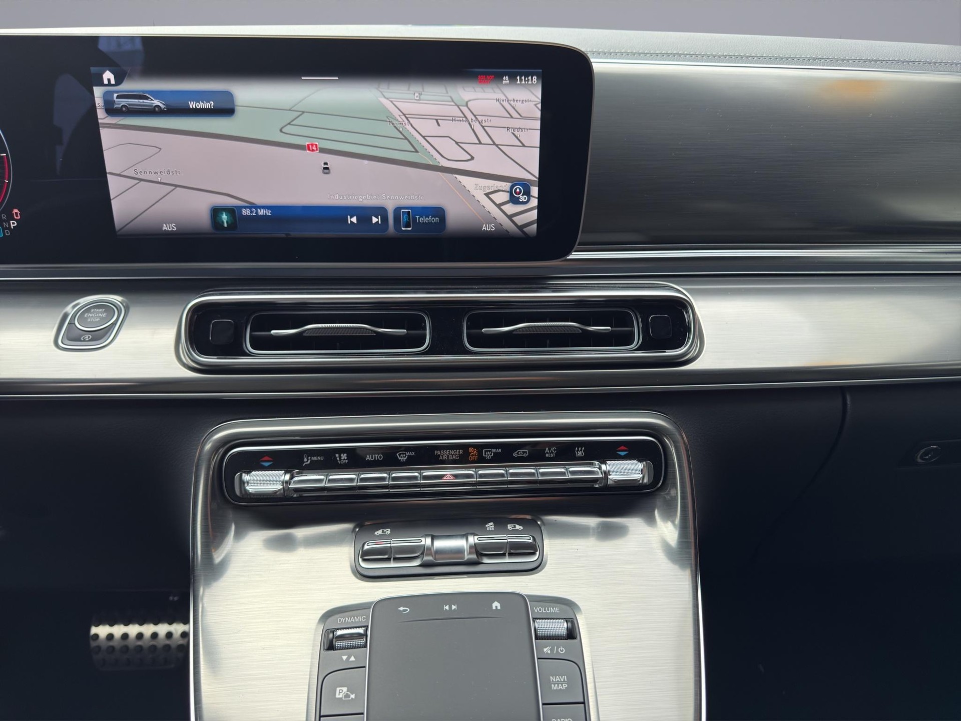 MERCEDES-BENZ V 300 d Swiss Ed. lang 4matic Van - 16