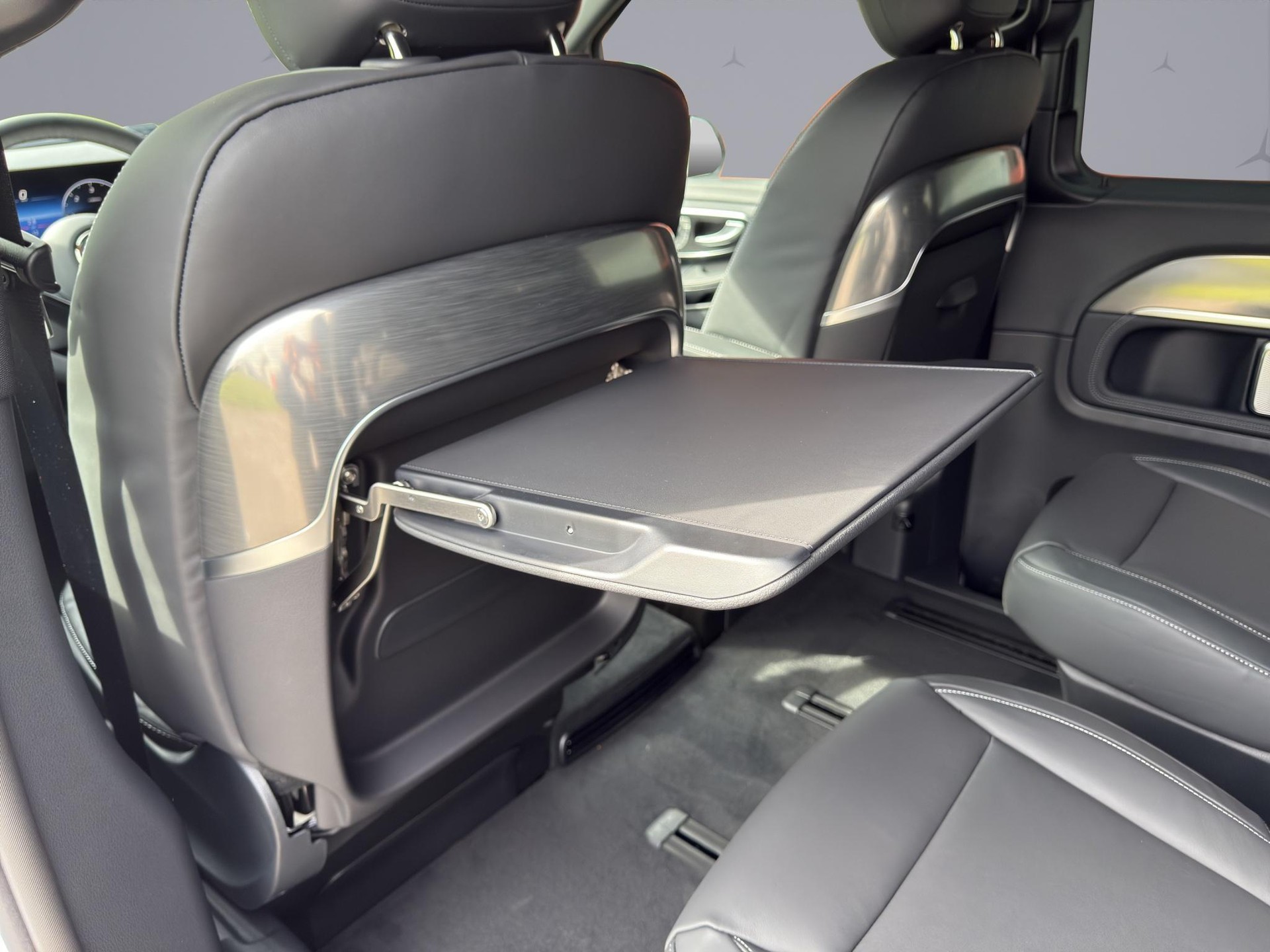 MERCEDES-BENZ V 300 d Swiss Ed. lang 4matic Van - 20