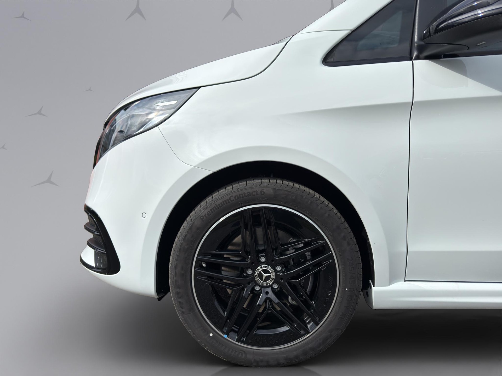 MERCEDES-BENZ V 300 d Swiss Ed. lang 4matic Van - 3