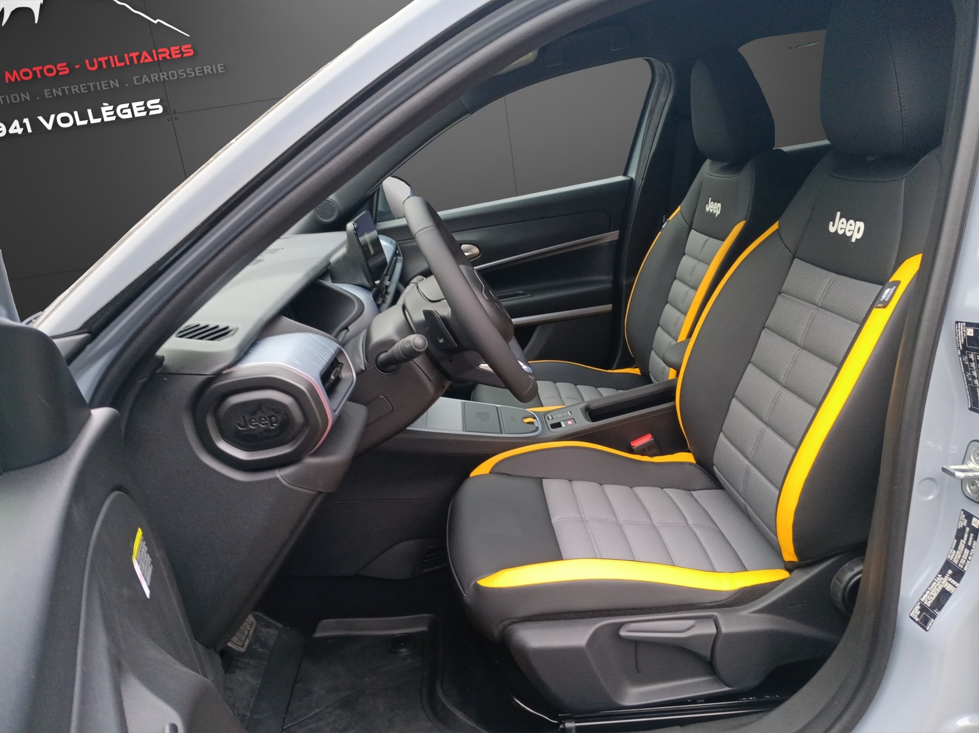 JEEP Avenger 1.2 Turbo MHEV The North Face Sky 4xe - 9
