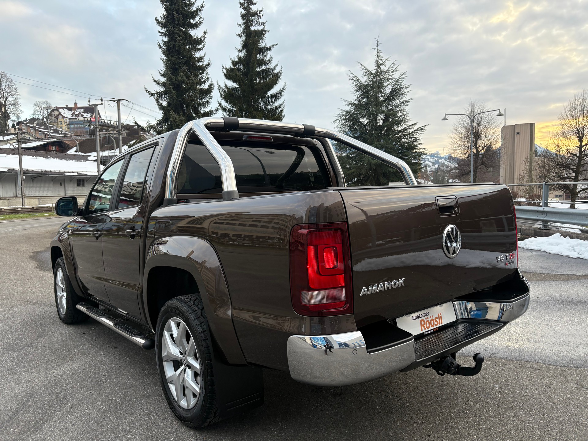 VW Amarok 3.0TDI Highline 4Motion Automatic - 8