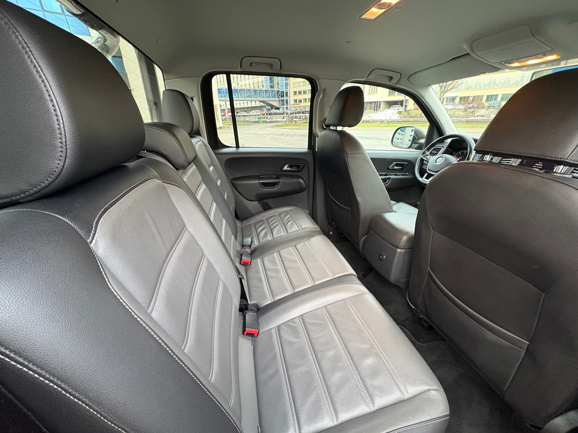 VW Amarok 3.0TDI Highline 4Motion Automatic - 12