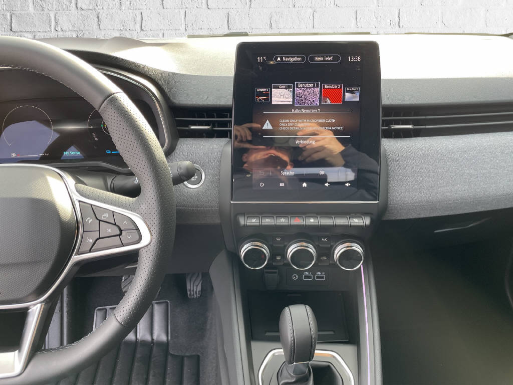 RENAULT CLIO generation full hybrid E-Tech 145 - 9