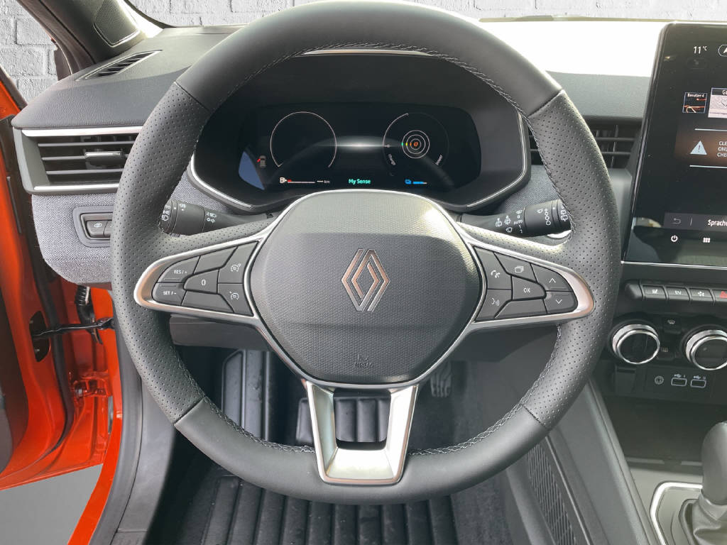 RENAULT CLIO generation full hybrid E-Tech 145 - 11