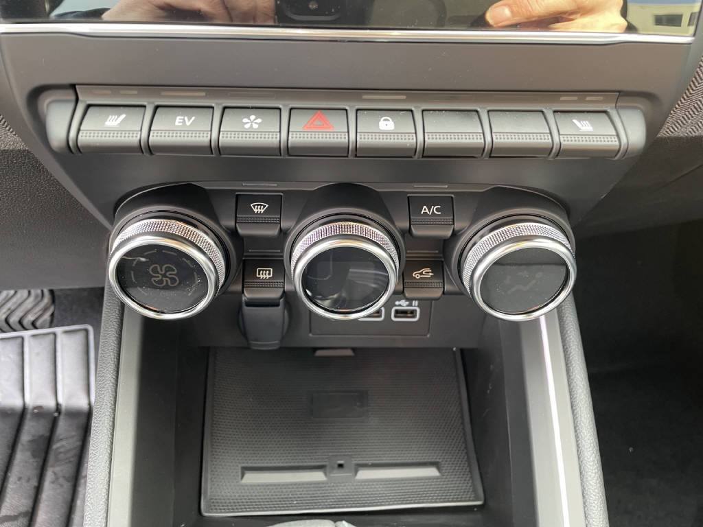 RENAULT CLIO generation full hybrid E-Tech 145 - 12