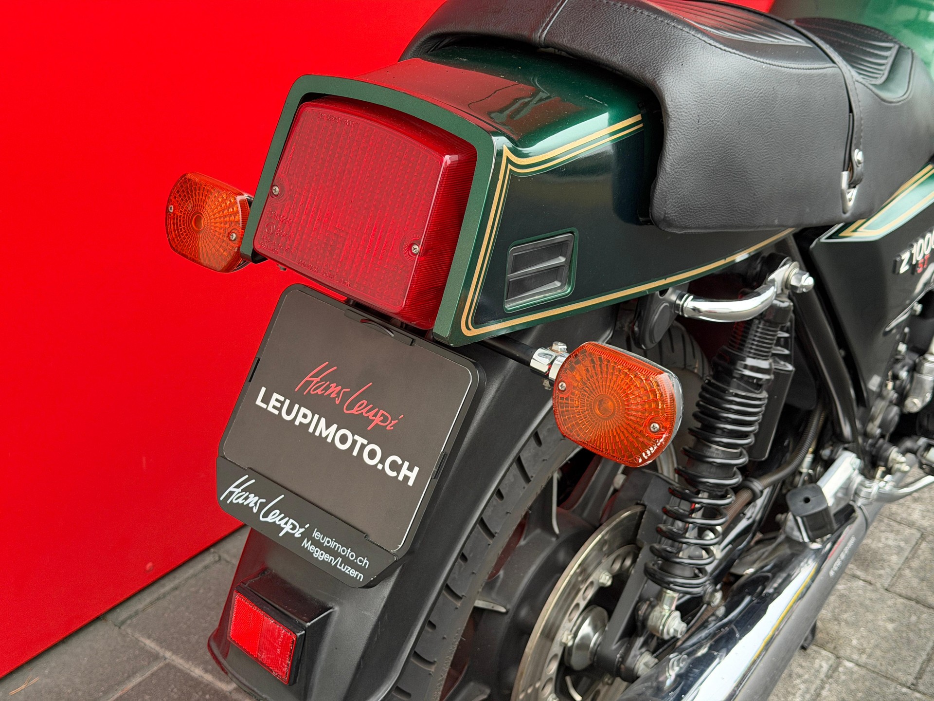 KAWASAKI Z1000 ST - 9