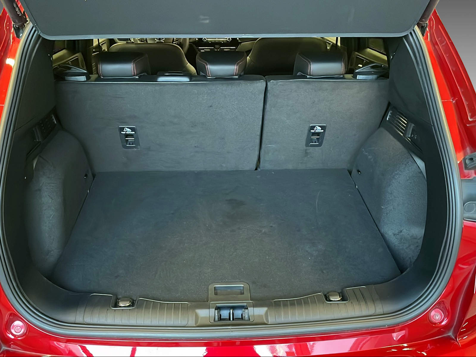 FORD Kuga 2.5 Plug-in Hybrid ST-Line X - 10