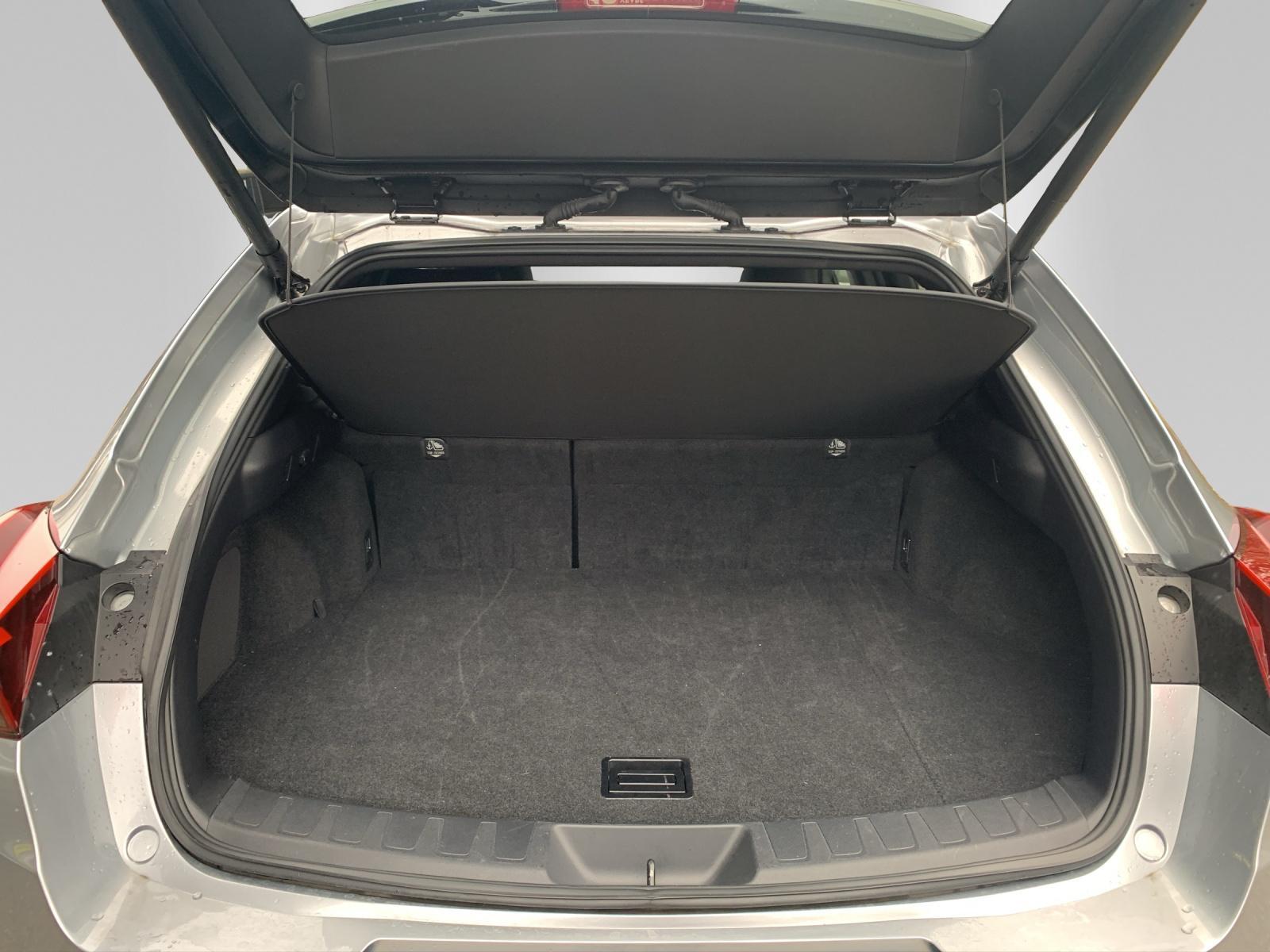 LEXUS UX 250h Comfort - 22