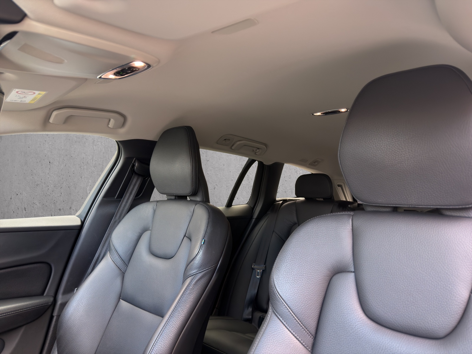 VOLVO V60 T6 eAWD Twin Engine Inscription Geartronic - 17