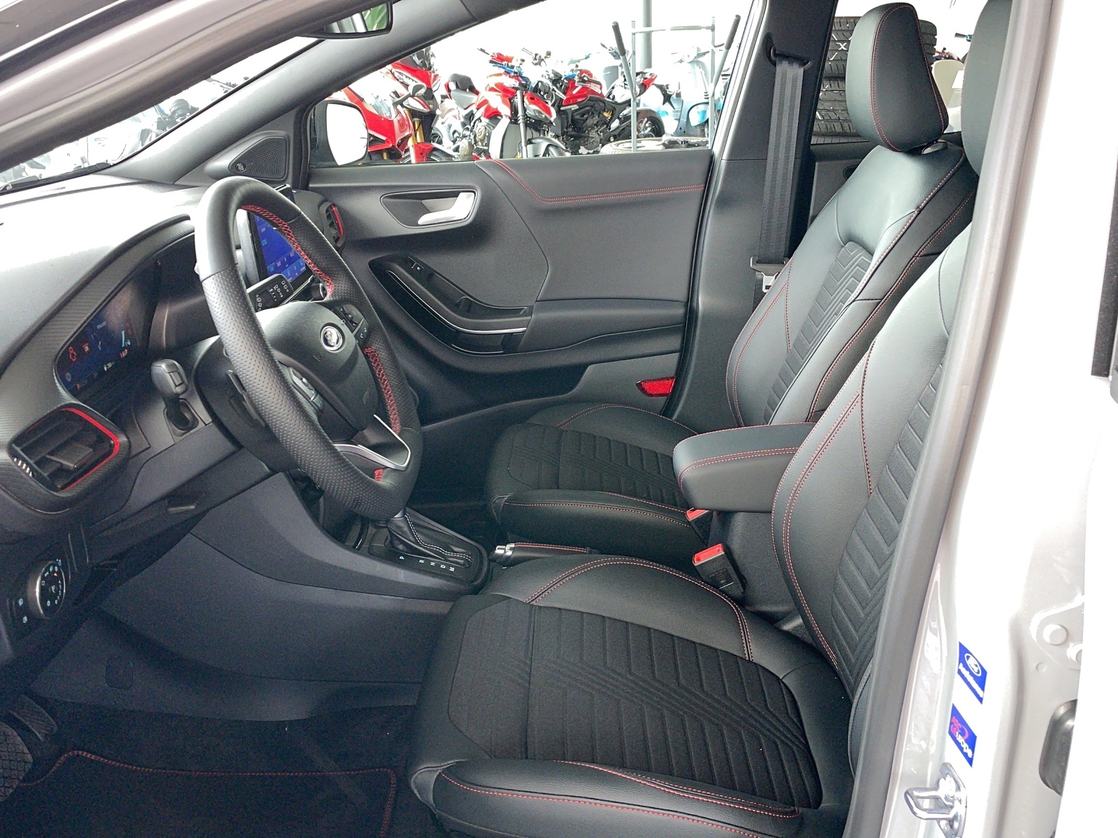 FORD Puma 1.0 EcoB Hybrid 155 ST-Line X - 6