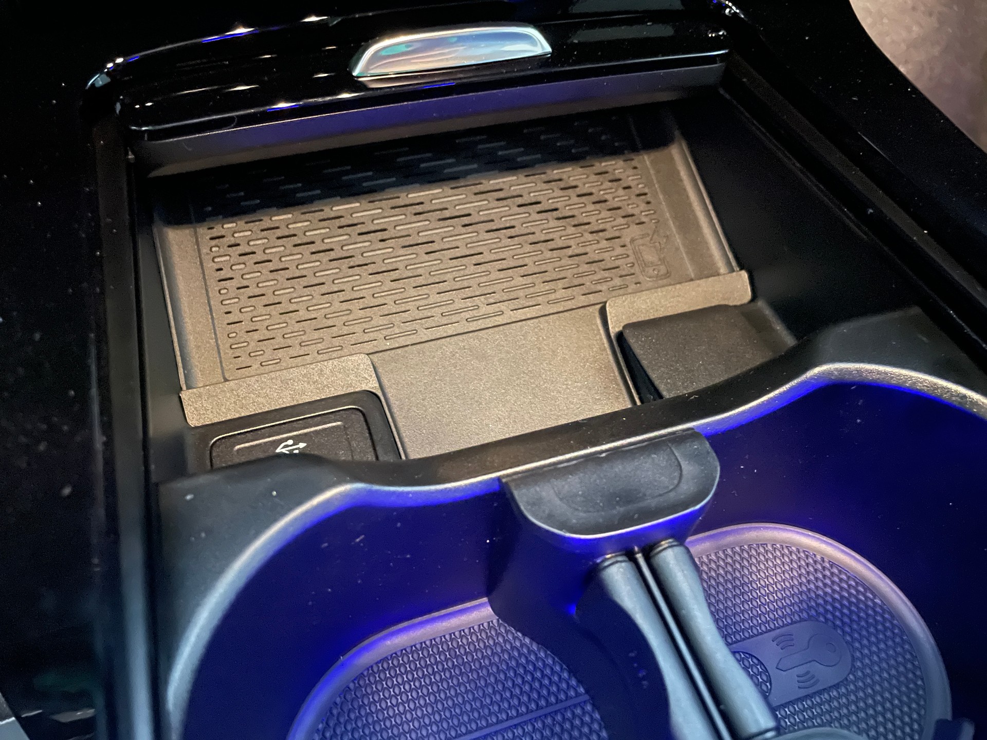 MERCEDES-BENZ A 200 Night Star 7G-DCT - 14