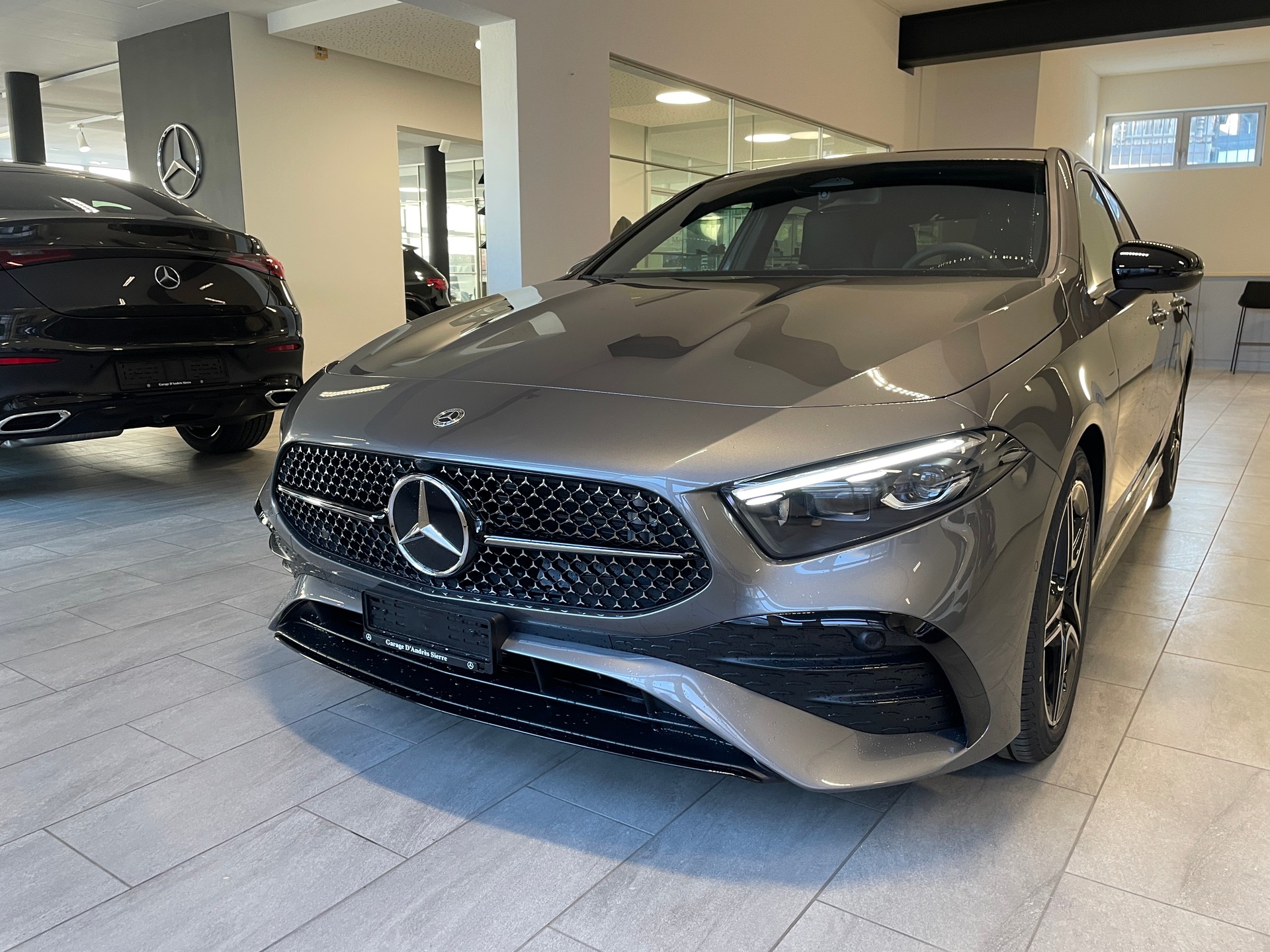 MERCEDES-BENZ A 200 Night Star 7G-DCT - 2