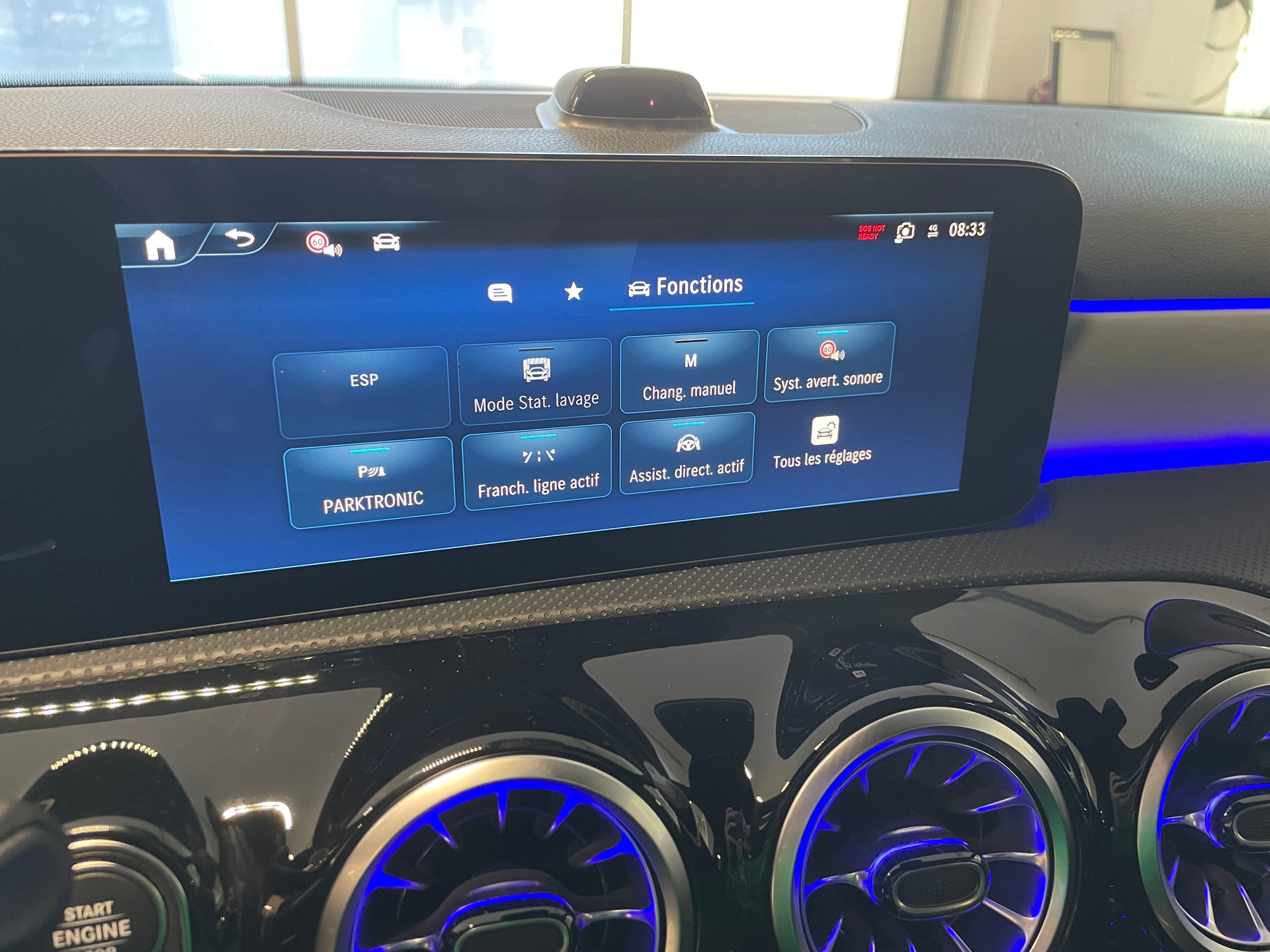 MERCEDES-BENZ A 200 Night Star 7G-DCT - 16