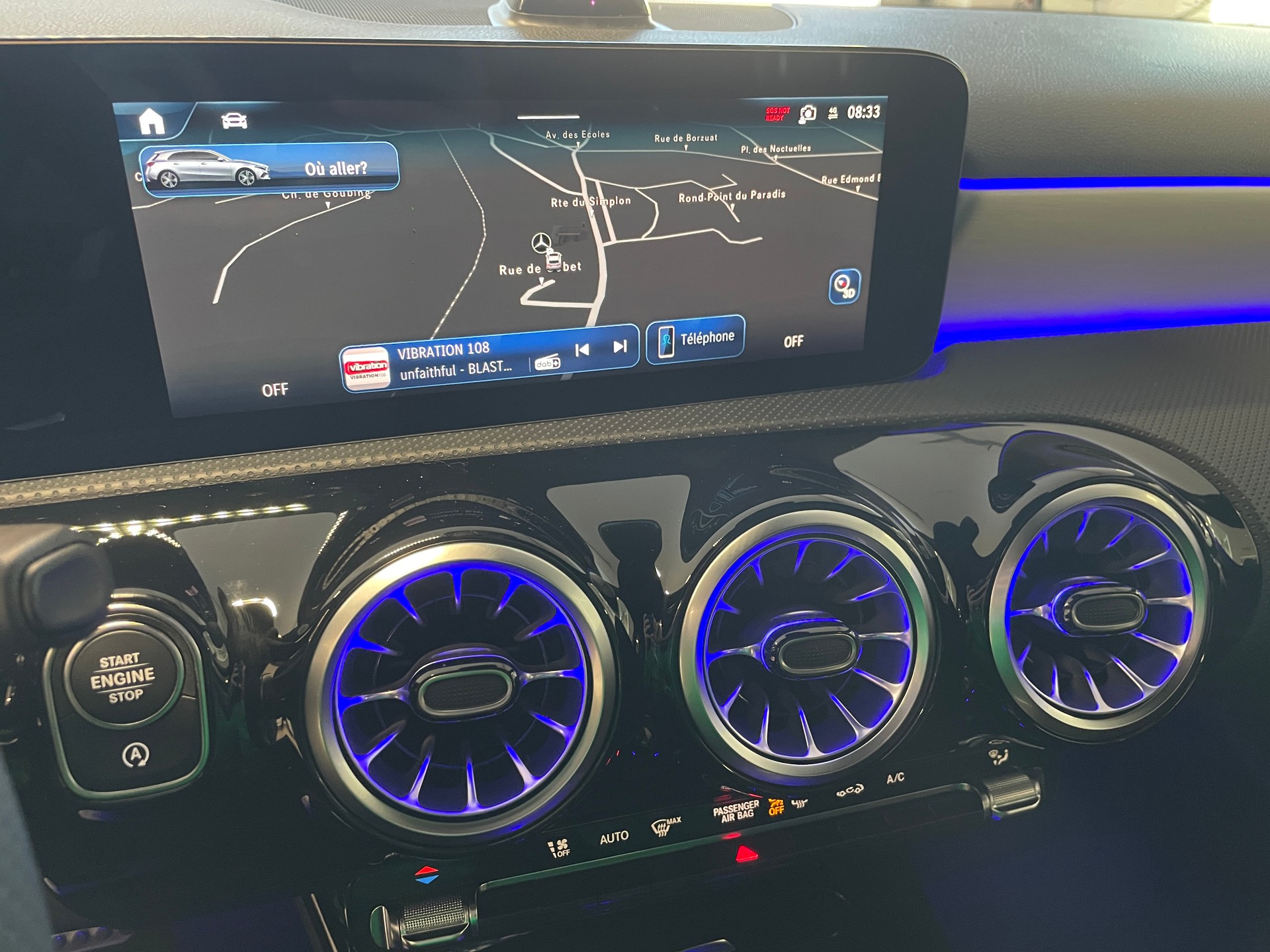 MERCEDES-BENZ A 200 Night Star 7G-DCT - 15