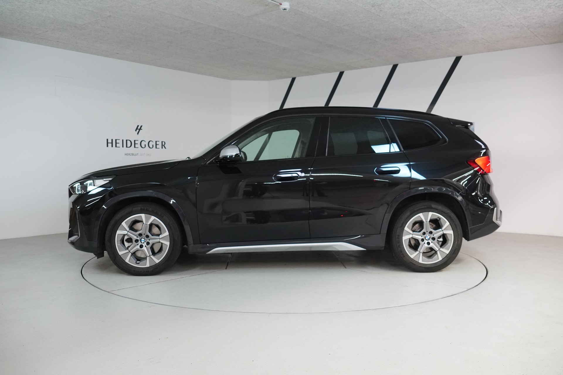 BMW X1 xDrive 23d 48V xLine - 4