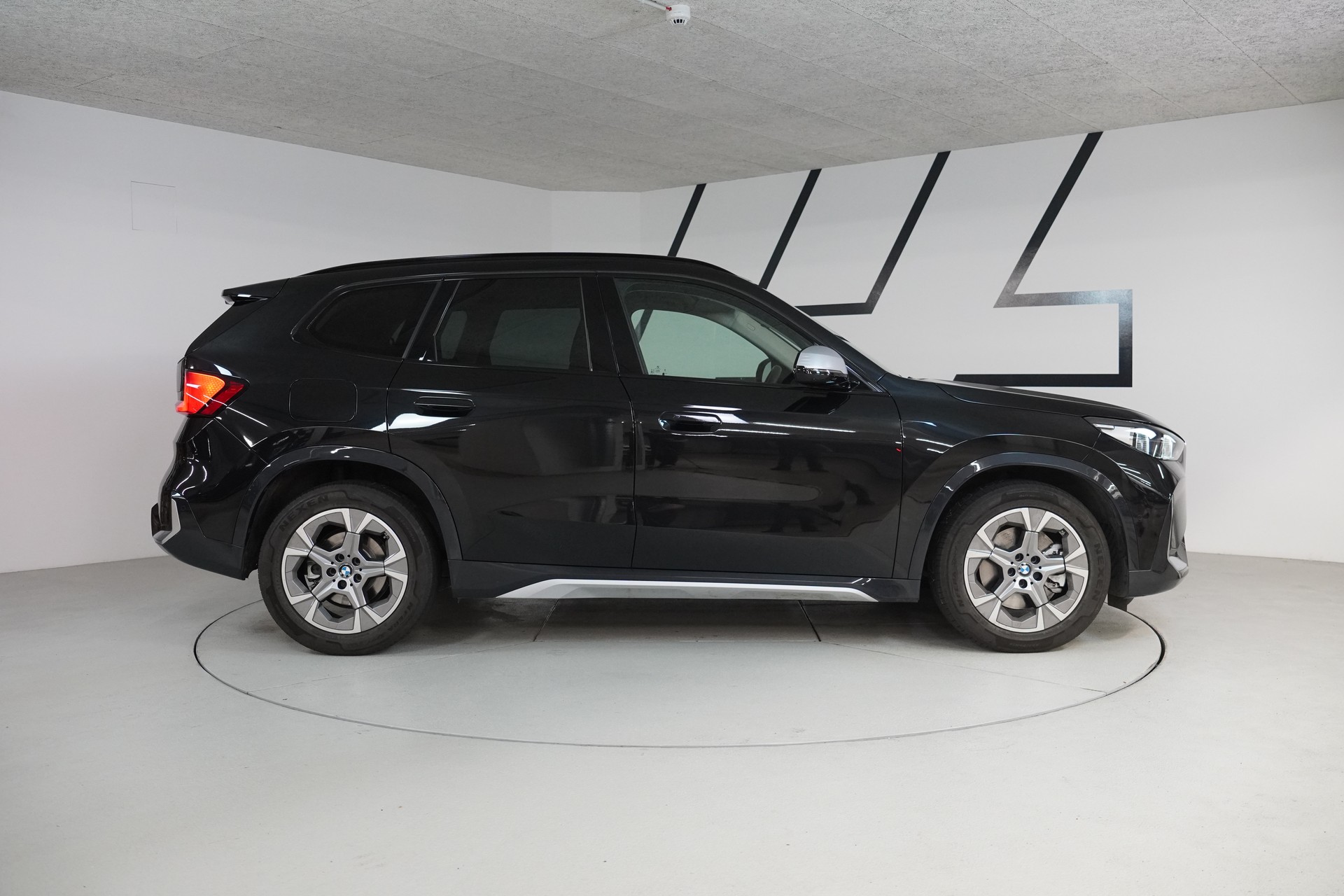 BMW X1 xDrive 23d 48V xLine - 8