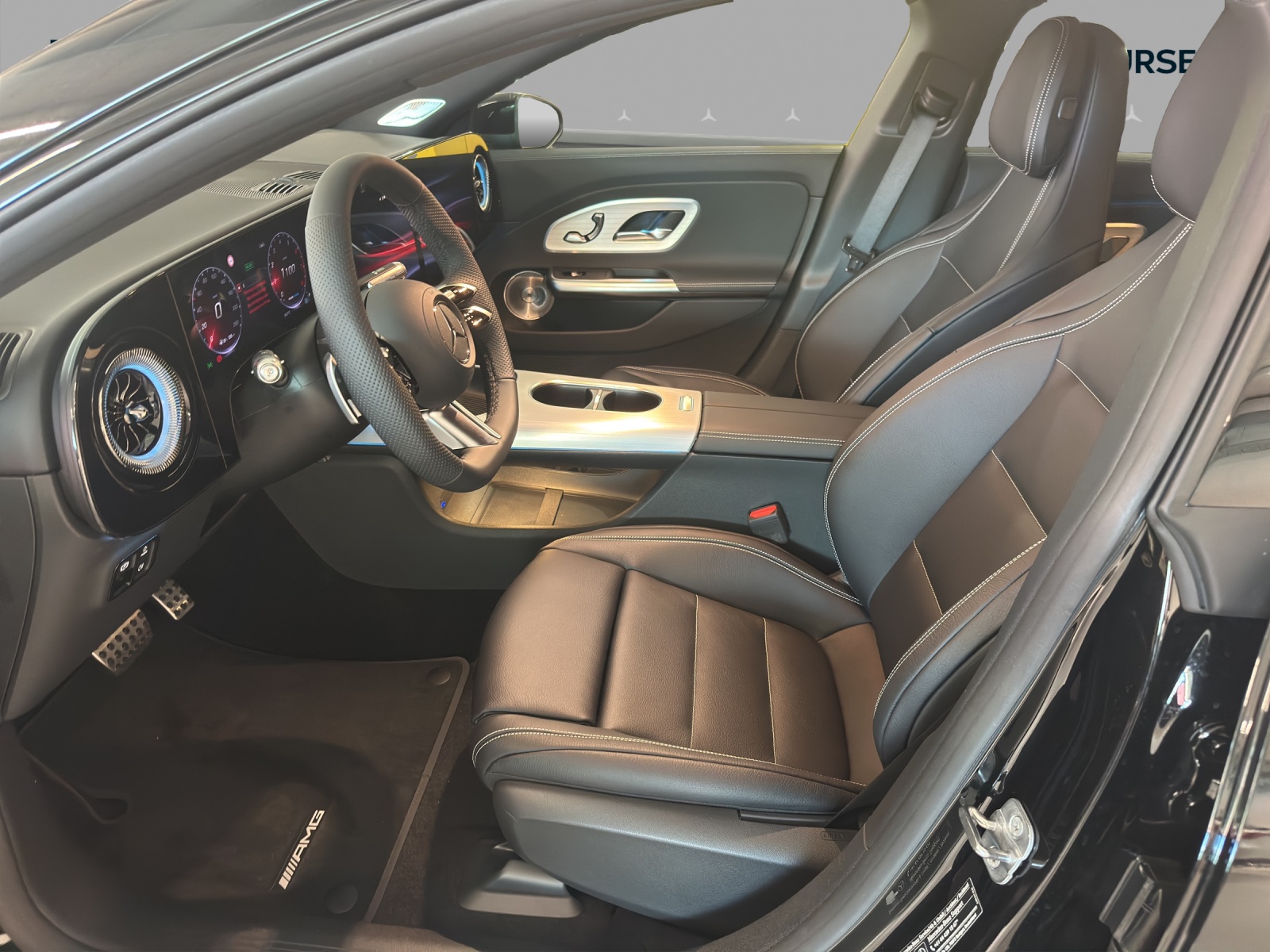 MERCEDES-BENZ CLA Shooting Brake 220 4Matic 8G-DCT - 8