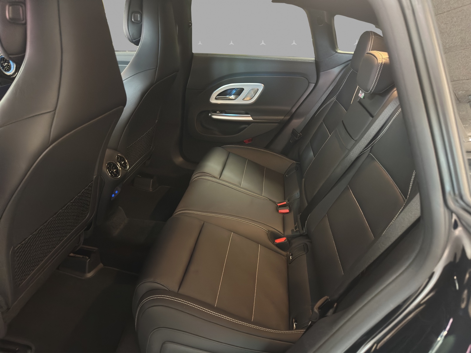MERCEDES-BENZ CLA Shooting Brake 220 4Matic 8G-DCT - 14