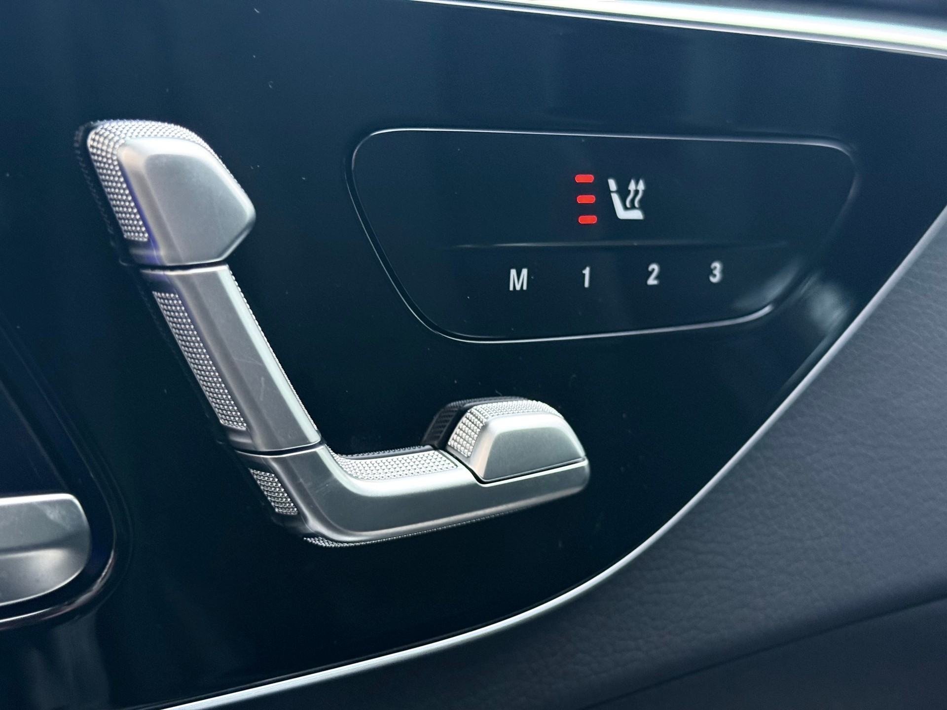 MERCEDES-BENZ C 300 AMG Line 4 Matic ***TAGESZULASSUNG*** - 7