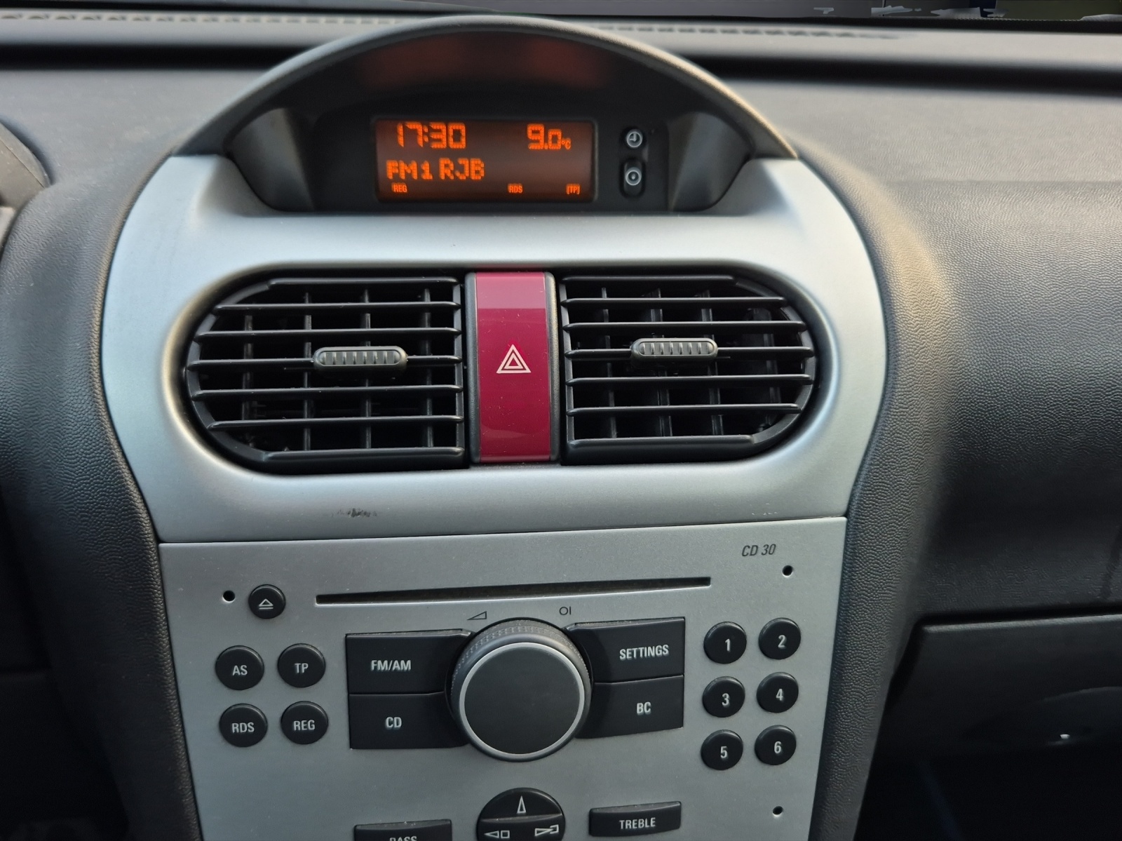 OPEL Tigra 1.8 Enjoy - 10