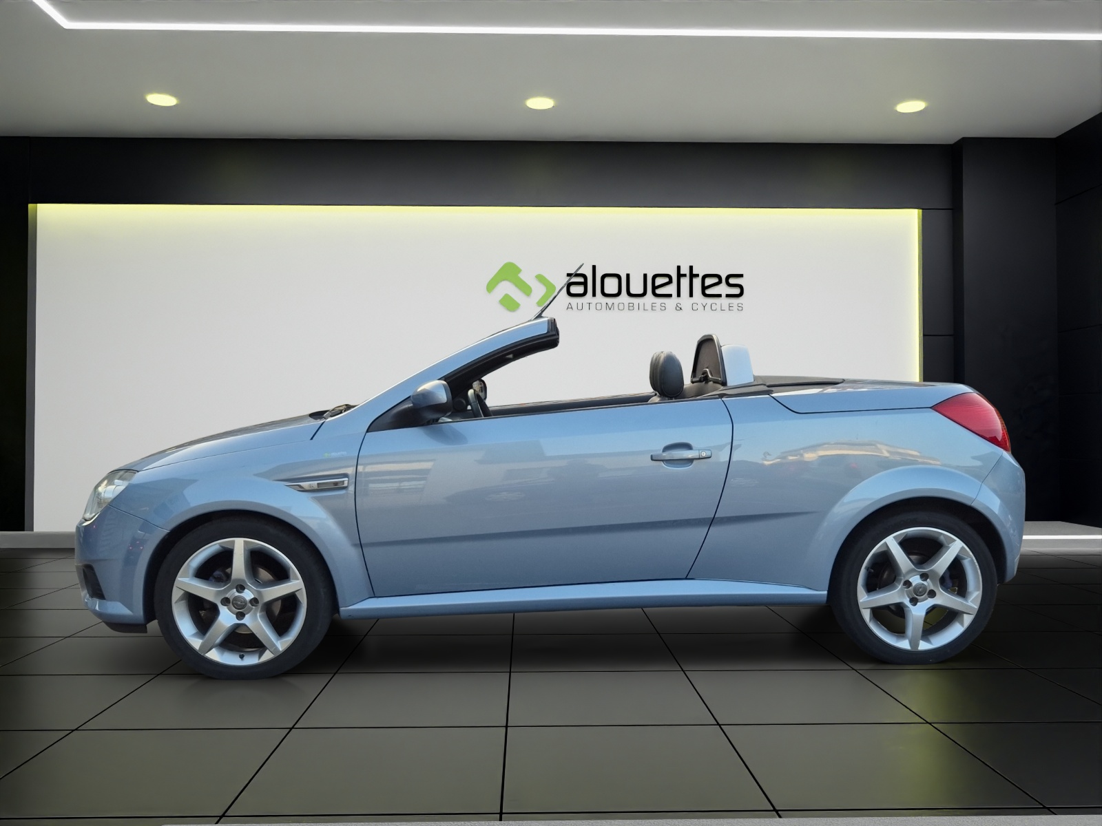 OPEL Tigra 1.8 Enjoy - 2