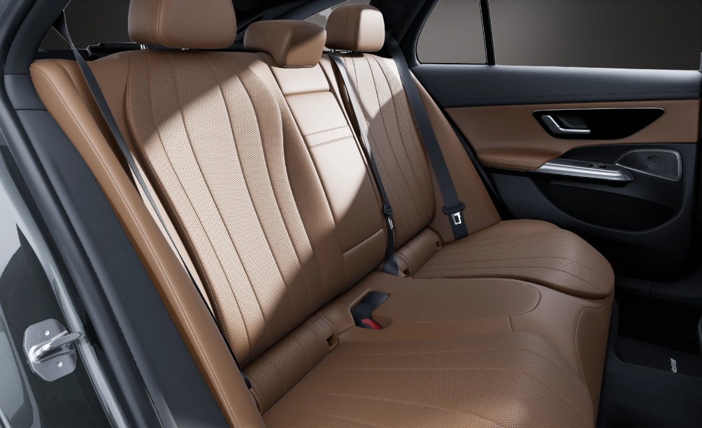 MERCEDES-BENZ E 220 d T 4Matic 9G-Tronic - 6