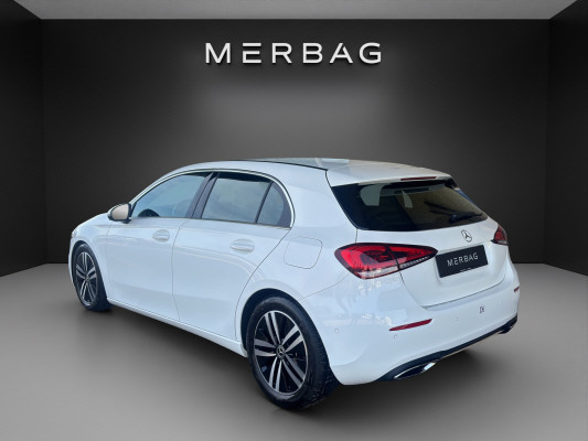 MERCEDES-BENZ A 200d 4Matic Progressive - 3